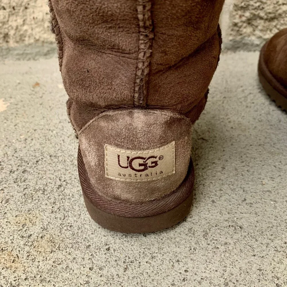 UGG AUSTRALIA Classic Tall Shearling Boots Kids 3 Euro 33 11